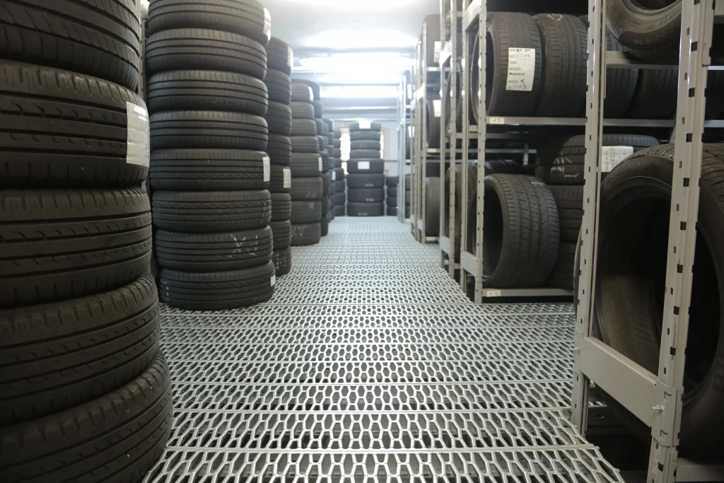 Car tire garage